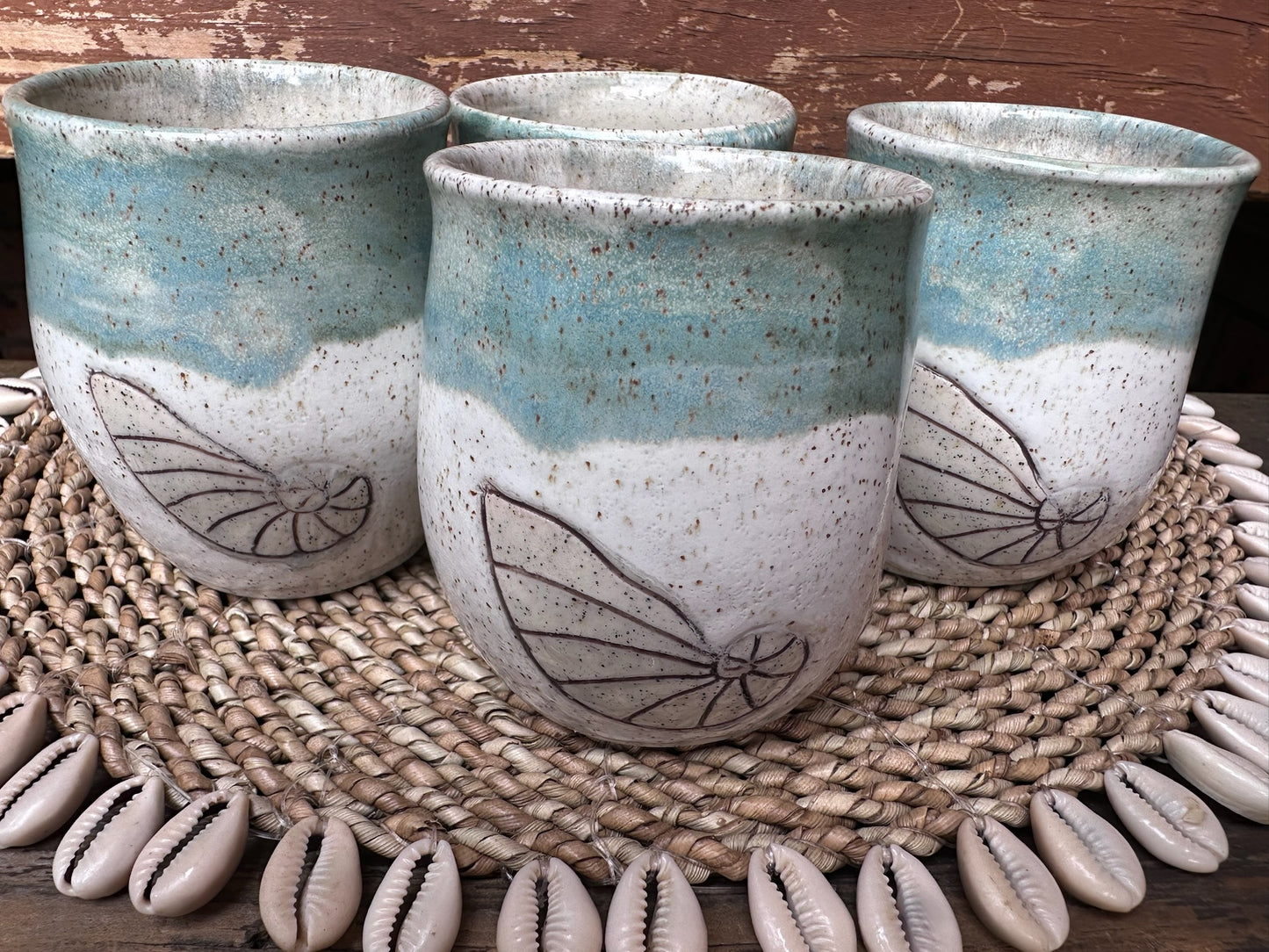 Hug Mugs 🫶🏼 Etched Design